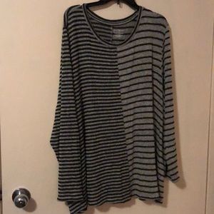 Lane Bryant 26/28 Swing Long Sleeve Sweater